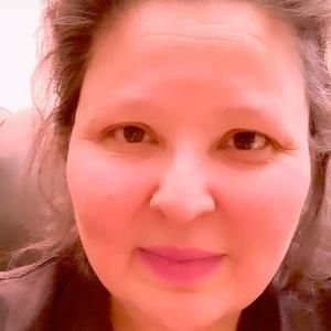 Meet your Posher, Noelle